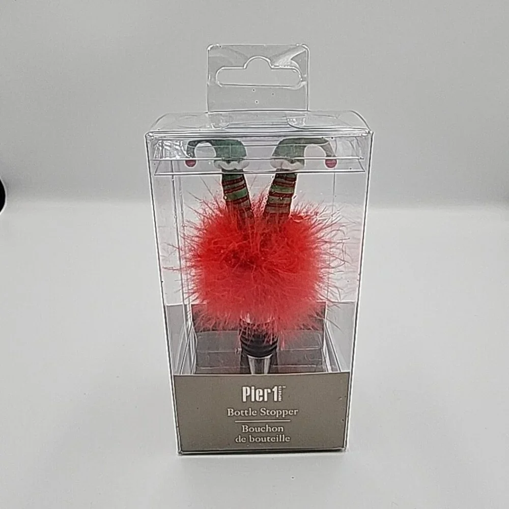 Pier 1 Bottle Stopper Christmas Elf Feet Red Pom Pom NIB Red Green